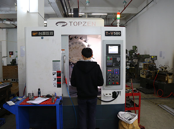 手機(jī)信號(hào)屏蔽箱的主要領(lǐng)域有哪些呢? 手機(jī)信號(hào)屏蔽箱的主要領(lǐng)域有哪些呢?